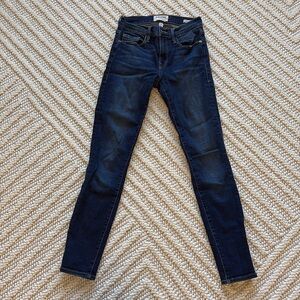 Frame Denim Skinny Crop Jean